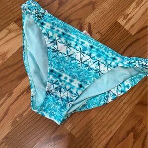 Women’s bikini bottom with side detail